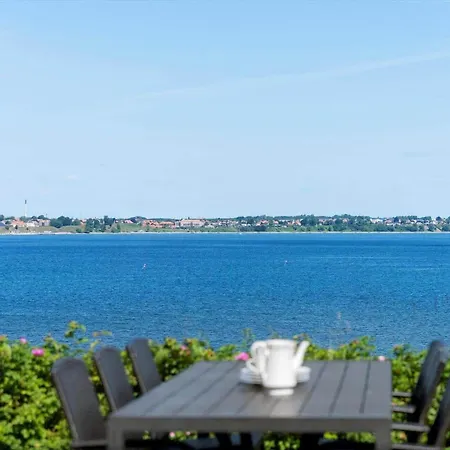 Fy155-middelfart-daemningen-99 度假居 *